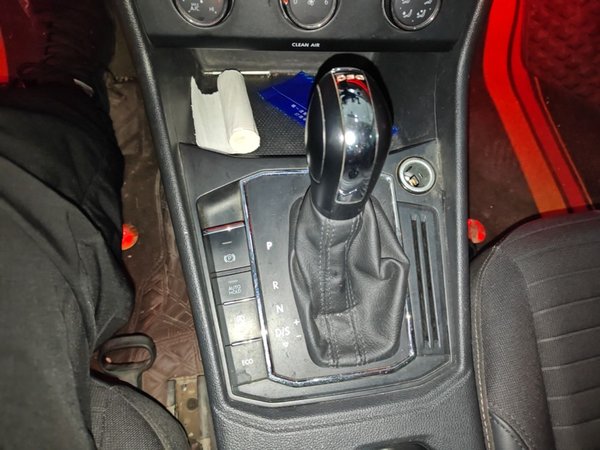 Volkswagen Lavida 2019, 74100 км, за 9425 USD - фото 17
