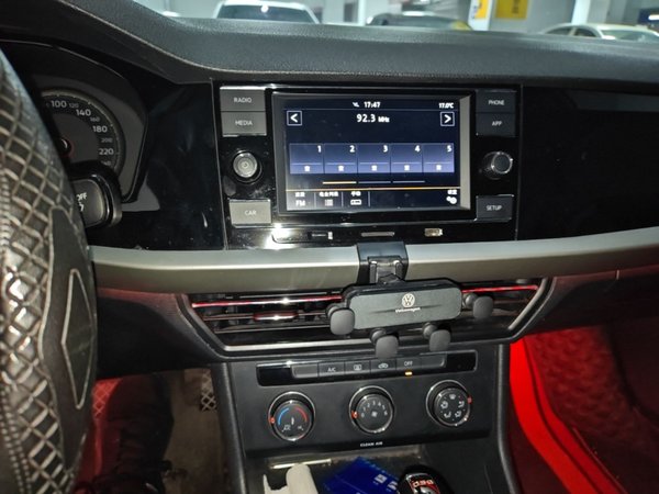 Volkswagen Lavida 2019, 74100 км, за 9425 USD - фото 16