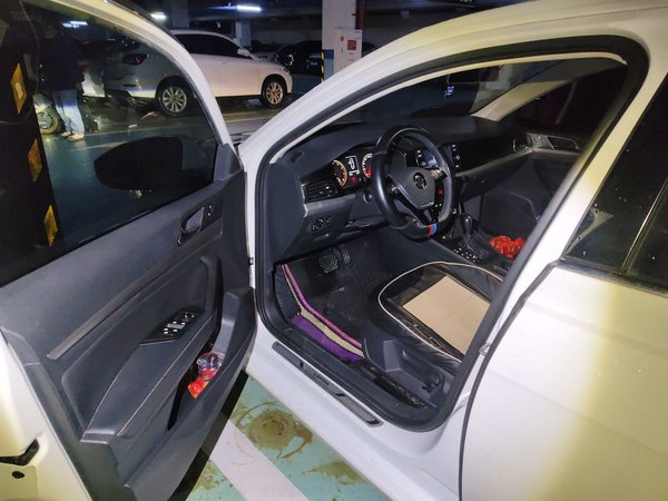 Volkswagen Lavida 2019, 93800 км, за 8041 USD - фото 9