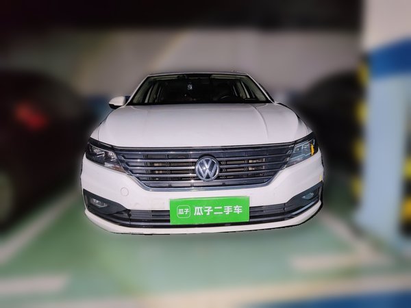 Volkswagen Lavida 2019, 93800 км, за 8041 USD