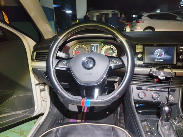 Volkswagen Lavida 2019, 93800 км, за 8041 USD - фото 18