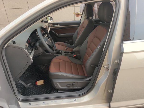 Volkswagen Lavida 2019, 68600 км, за 9736 USD - фото 18