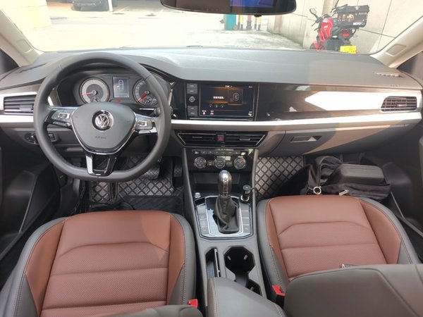 Volkswagen Lavida 2019, 68600 км, за 9736 USD - фото 13