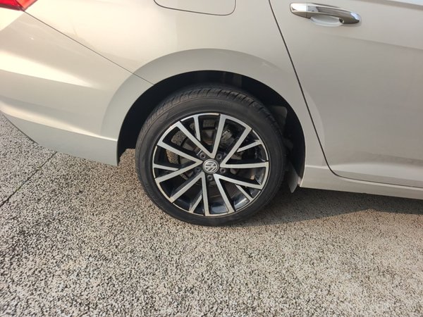 Volkswagen Lavida 2019, 68600 км, за 9736 USD - фото 10