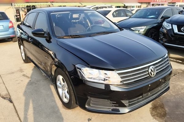 Volkswagen Lavida 2019, 30400 км, за 9112 USD