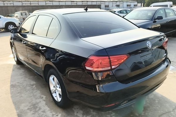 Volkswagen Lavida 2019, 30400 км, за 9112 USD