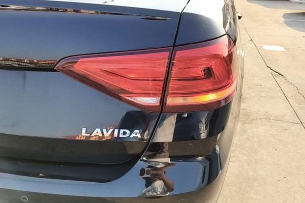 Volkswagen Lavida 2019, 30400 км, за 9112 USD - фото 9