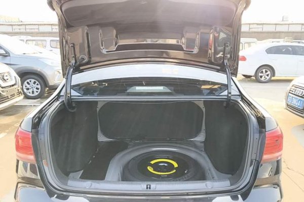 Volkswagen Lavida 2019, 30400 км, за 9112 USD - фото 22