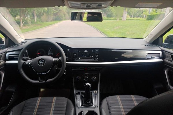 Volkswagen Lavida 2019, 69900 км, за 7988 USD - фото 12