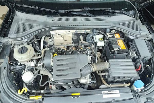 Volkswagen Lavida 2019, 75000 км, за 8584 USD - фото 24