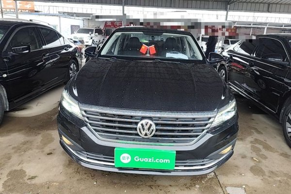 Volkswagen Lavida 2019, 75000 км, за 8584 USD