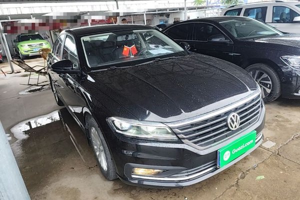 Volkswagen Lavida 2019, 75000 км, за 8584 USD