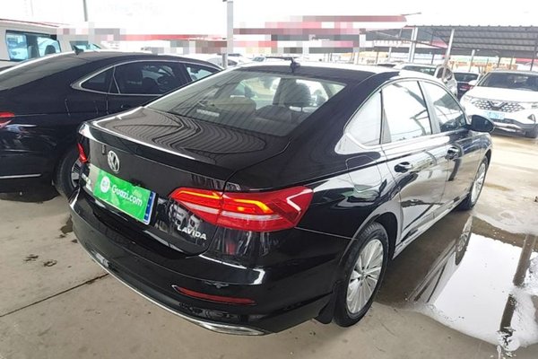 Volkswagen Lavida 2019, 75000 км, за 8584 USD - фото 6