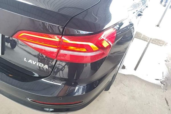 Volkswagen Lavida 2019, 75000 км, за 8584 USD - фото 9