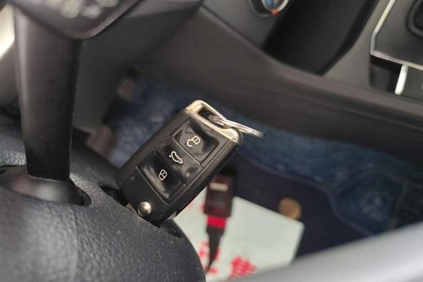 Volkswagen Lavida 2019, 75000 км, за 8584 USD - фото 23