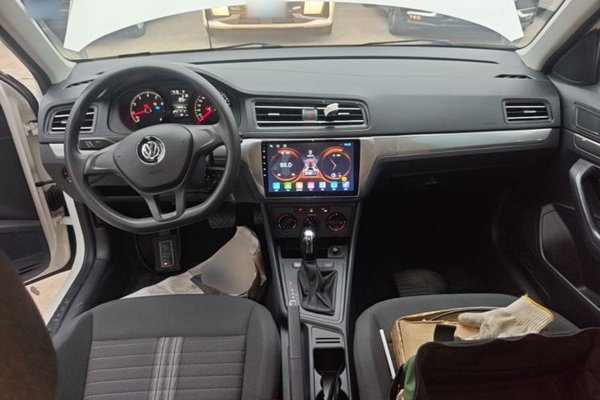 Volkswagen Lavida 2019, 118500 км, за 8996 USD - фото 12