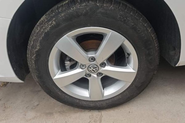 Volkswagen Lavida 2019, 118500 км, за 8996 USD - фото 11