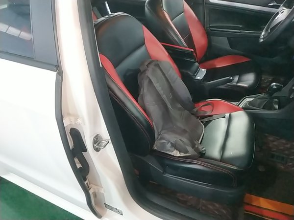 Volkswagen Lavida 2019, 122800 км, за 8128 USD - фото 23