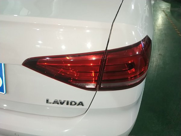 Volkswagen Lavida 2019, 122800 км, за 8128 USD - фото 7