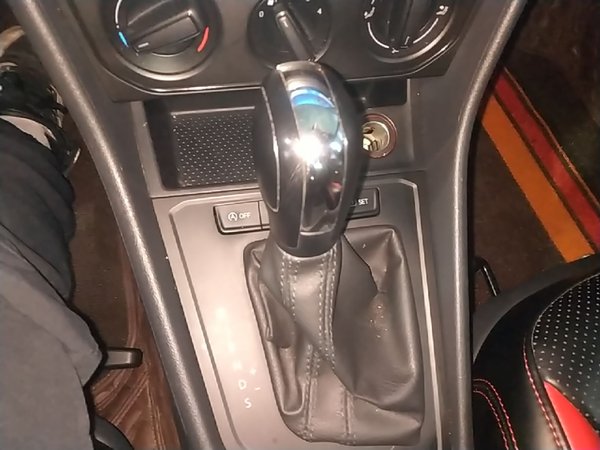Volkswagen Lavida 2019, 122800 км, за 8128 USD - фото 17