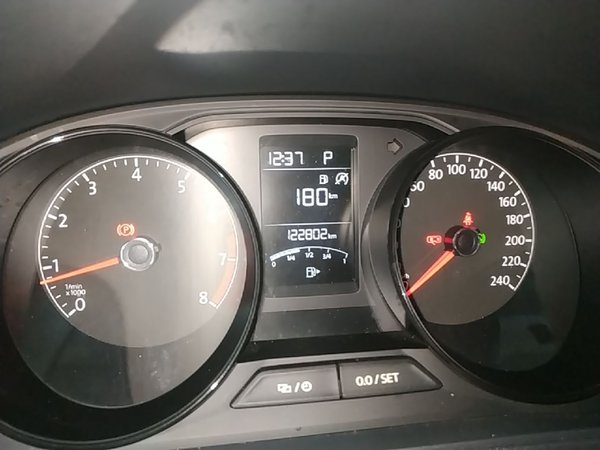 Volkswagen Lavida 2019, 122800 км, за 8128 USD - фото 15