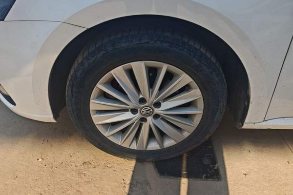 Volkswagen Lavida 2019, 28800 км, за 8394 USD - фото 10