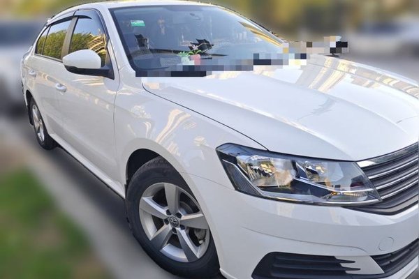 Volkswagen Lavida 2019, 32599 км, за 8531 USD