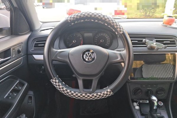 Volkswagen Lavida 2019, 32599 км, за 8531 USD - фото 10