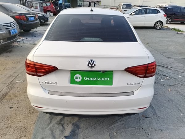 Volkswagen Lavida 2019, 38700 км, за 9349 USD