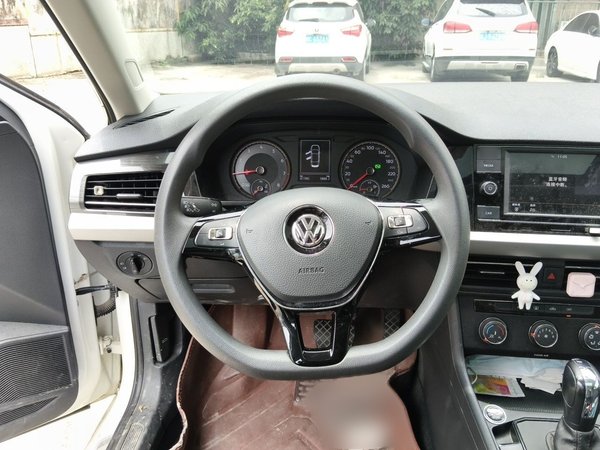 Volkswagen Lavida 2019, 41200 км, за 9828 USD - фото 9
