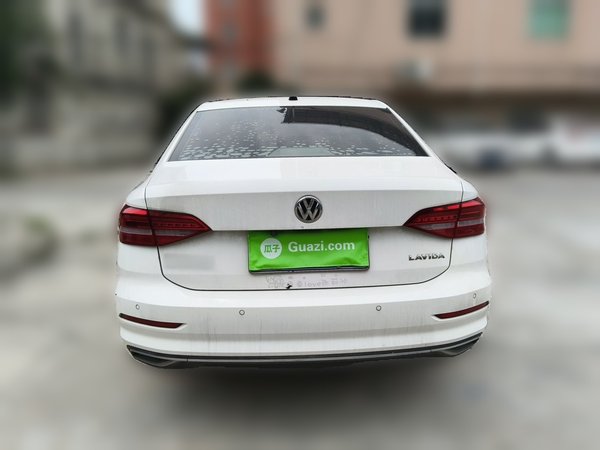 Volkswagen Lavida 2019, 41200 км, за 9828 USD
