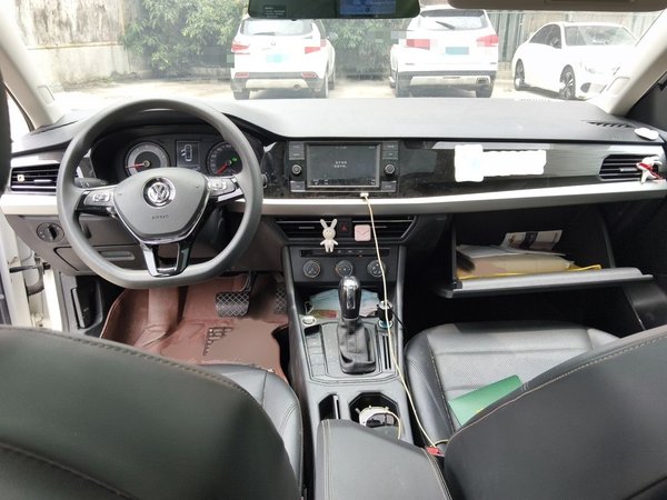 Volkswagen Lavida 2019, 41200 км, за 9828 USD - фото 18