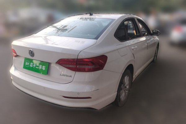 Volkswagen Lavida 2019, 52700 км, за 8564 USD