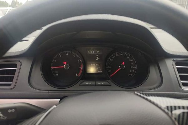 Volkswagen Lavida 2019, 63900 км, за 8744 USD - фото 15