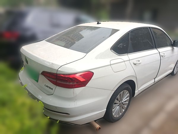 Volkswagen Lavida 2019, 7300 км, за 10045 USD