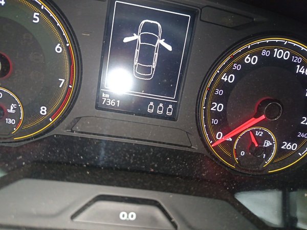 Volkswagen Lavida 2019, 7300 км, за 10045 USD - фото 9