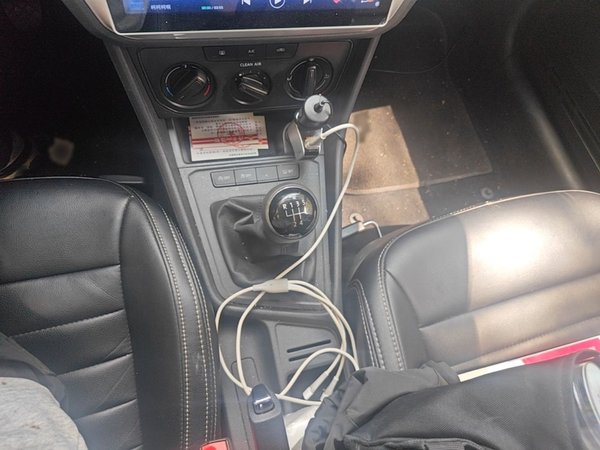 Volkswagen Lavida 2019, 91000 км, за 7055 USD - фото 11