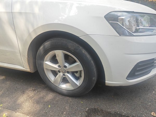 Volkswagen Lavida 2019, 91000 км, за 7055 USD