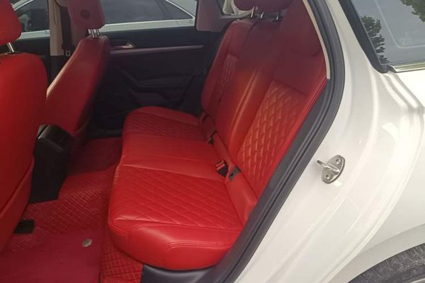 Volkswagen Lavida 2019, 98400 км, за 9030 USD