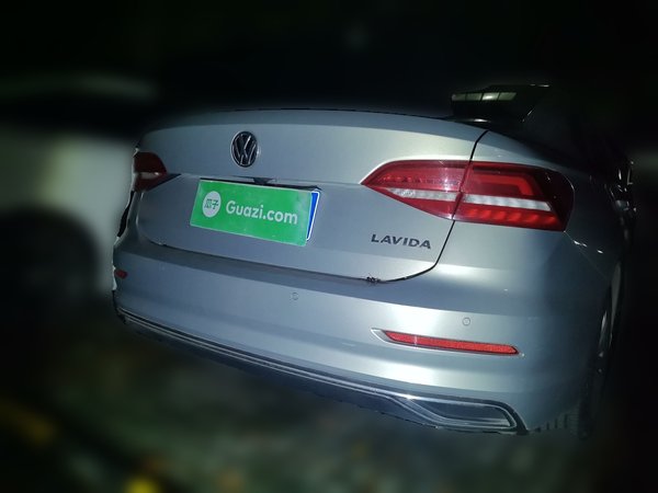 Volkswagen Lavida 2019, 63099 км, за 8732 USD