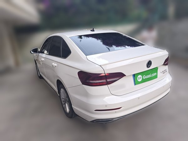 Volkswagen Lavida 2021, 93200 км, за 9464 USD