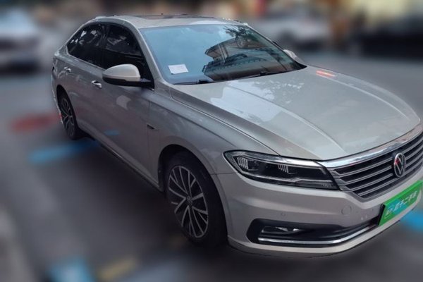 Volkswagen Lavida 2021, 46200 км, за 9986 USD