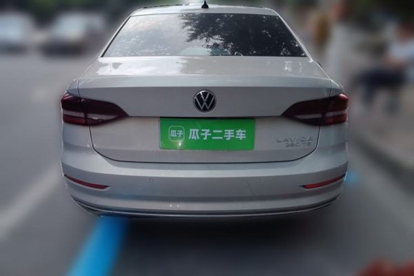 Volkswagen Lavida 2021, 46200 км, за 9986 USD