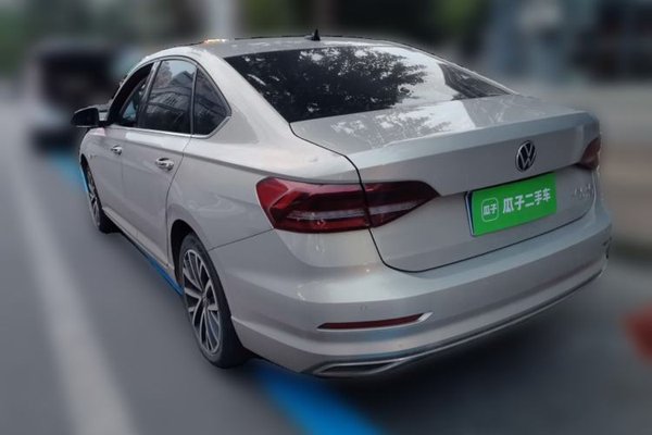 Volkswagen Lavida 2021, 46200 км, за 9986 USD