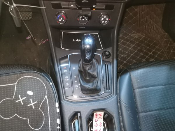 Volkswagen Lavida 2021, 43800 км, за 10389 USD - фото 17