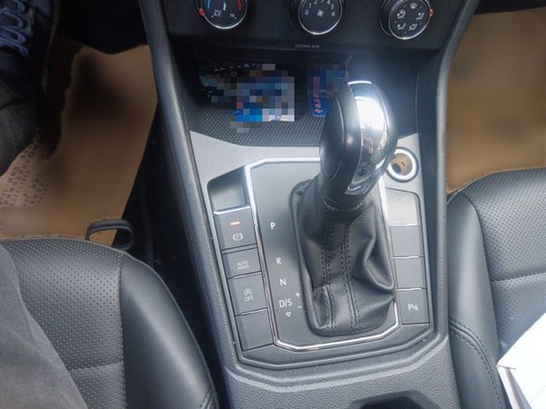 Volkswagen Lavida 2021, 37800 км, за 10819 USD - фото 11