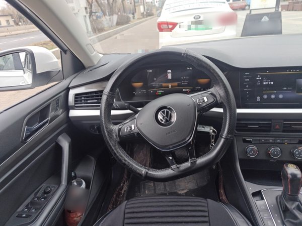 Volkswagen Lavida 2021, 71900 км, за 10167 USD - фото 11