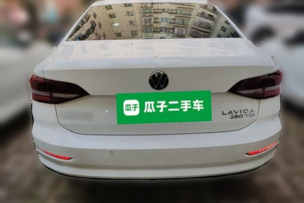 Volkswagen Lavida 2022, 28700 км, за 10497 USD