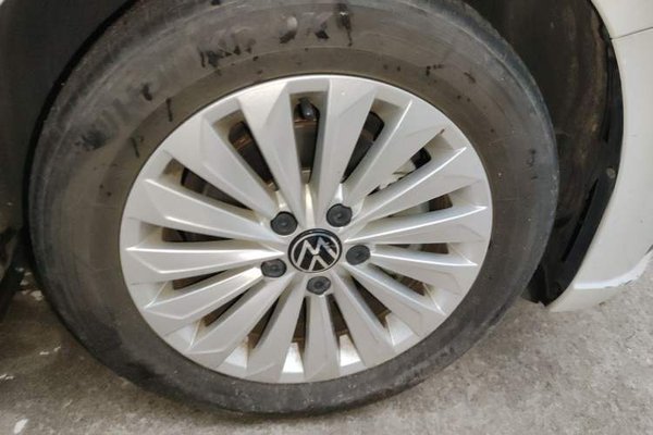 Volkswagen Lavida 2022, 28700 км, за 10497 USD - фото 8