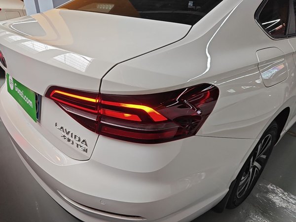 Volkswagen Lavida 2022, 59900 км, за 11704 USD - фото 10